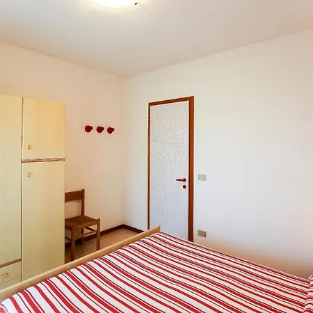 Ferienwohnung Fuer 4 Personen Ca 38 Qm In Bibione-pineda, Adriakueste Italien Und Umgebung *